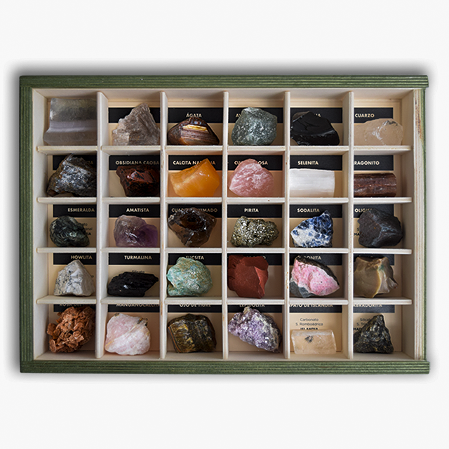Coleccion extra de minerales y fosiles nano en caja de madera con minerales del mundo