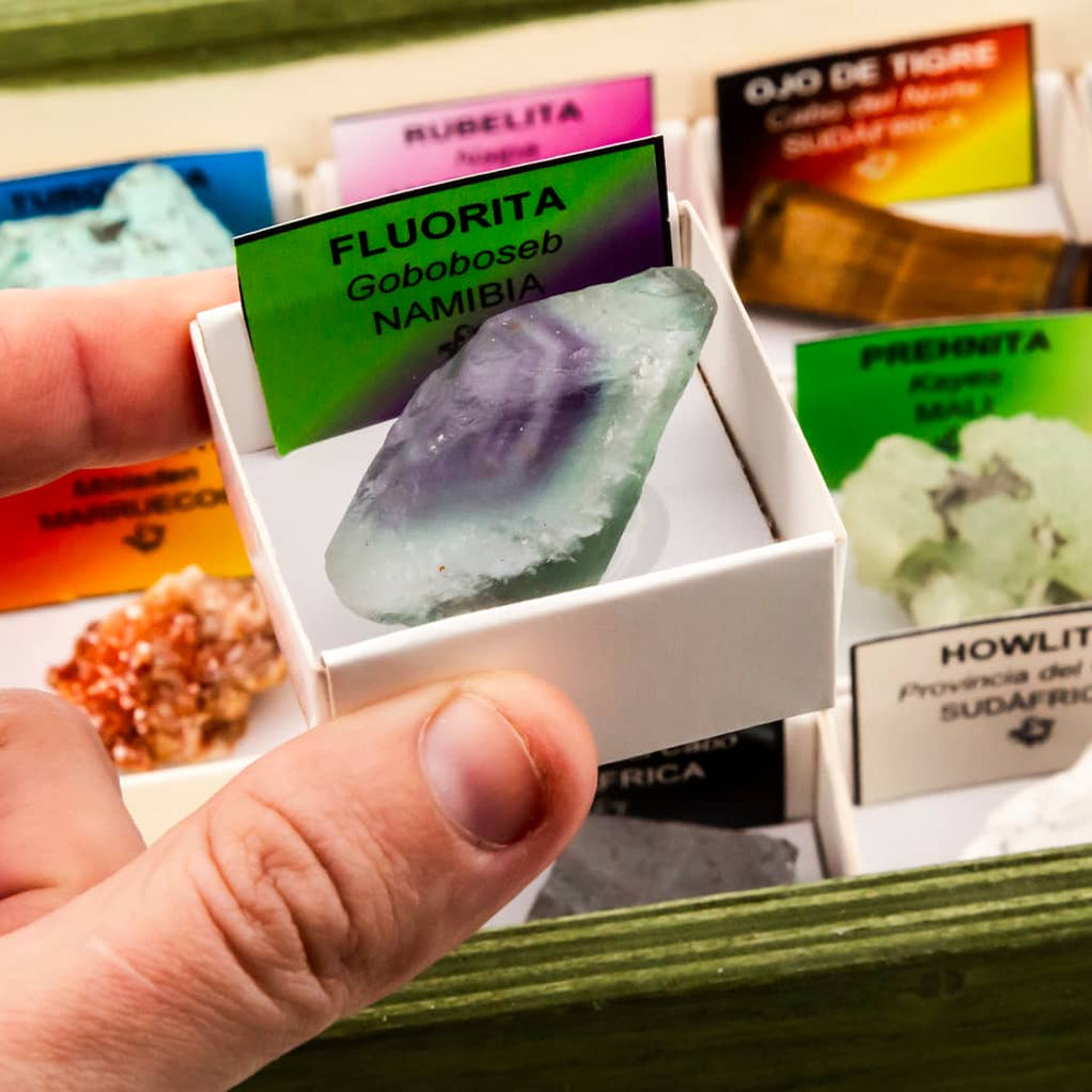 Colección De 15 Minerales Auténticos De África En Caja De Madera – Incluye Malaquita, Turmalina, ópalo Y Más, Con Etiquetas Informativas, Kit De Geología Para Niños