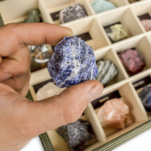 Carregar imagem no visualizador da galeria, Colección de 20 Minerales del Mundo sodalita
